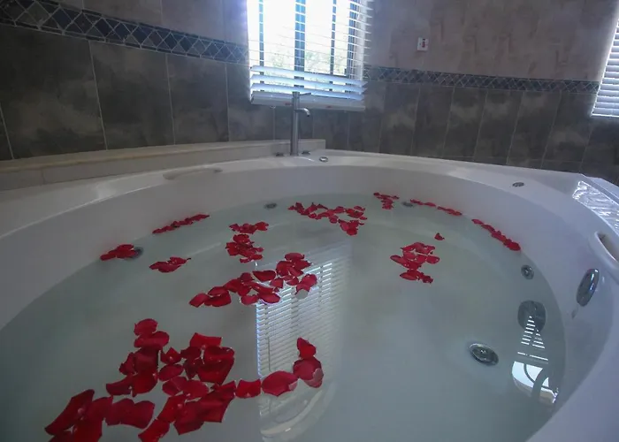 Villa Luxury 10 Bedroom Villa-millbrooks Montego Bay